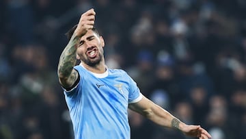 ROME (Italy), 04/12/2025.- Alessio Romagnoli of Lazio gestures during the Italian Cup round of 16 soccer match between SS Lazio and AC Milan at Olimpico Stadium in Rome, Italy, 04 December 2025. (Italia, Roma) EFE/EPA/FEDERICO PROIETTI
