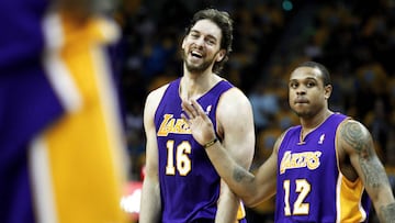 Shannon Brown, junto a Pau Gasol, durante un partido de la NBA de Los Ángeles Lakers