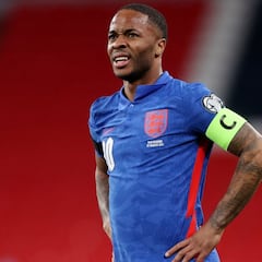 El City congela la renovación de Sterling