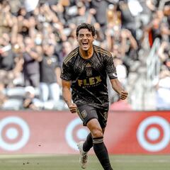 Carlos Vela scores his third hat-trick in LAFC’s home opener
