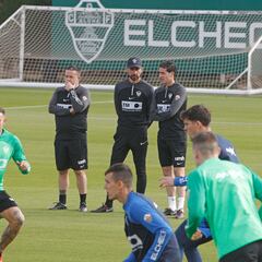 Pablo Machín viaja a Guadalajara con 20 profesionales y dos canteranos