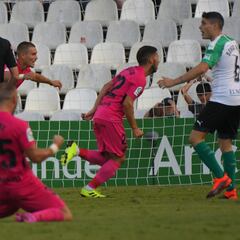 30 años sin ganar el estreno en Segunda