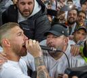 Ramos lideró el festejó del Madrid con la grada joven