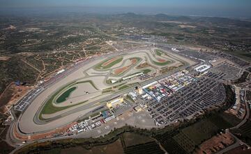 Fue construido en 1999 y cuenta con una capacidad para 120.000 espectadores. Toma el nombre del piloto valencia Ricardo Tormo, doble campe¨®n de 50cc.