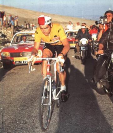 Más días vestido con el maillot amarillo: El cinco veces ganador del Tour Eddy Merckx llevó durante 96 días el amarillo de líder a lo largo de todas las ediciones en las que participó. 'El canibal' ostenta dos récords más en la ronda gala.