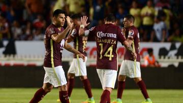 Los azulcremas se repusieron de dos goles de desventaja y al final terminaron imponiéndose a los escualos con relativa facilidad.