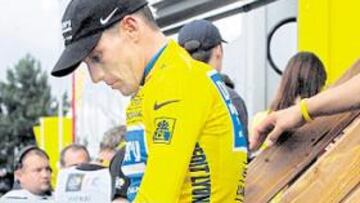 <b>BAJO SOSPECHA. </b>Dos testimonios afirman que Armstrong admitió haberse dopado antes de su cáncer.