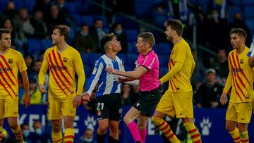 13/02/22 PARTIDO PRIMERA DIVISION 
Espanyol v FC Barcelona 
BRONCA PELEA TANGANA
ENTRE MELAMED Y PIQUE
TARJETA ROJA EXPULSION 