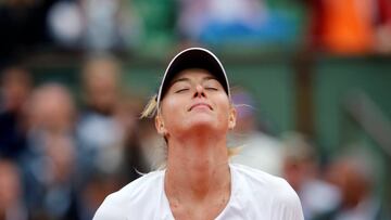 FILE PHOTO -  Maria Sharapova of Russia celebrates after beating Samantha Stosur of Australia during their women&#039;s singles match at the French Open tennis tournament at the Roland Garros stadium in Paris, France, May 29, 2015.             REUTERS/Jean-Paul Pelissier/File Photo