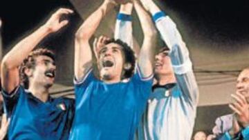 <b>EL REY LO PRESIDIÓ JUNTO A PERTINI.</b> Juan Carlos I presidió la final entre Italia y Alemania. Estuvo junto al primer ministro italiano, Pertini.