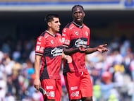 Joe Corona and Jackson Porozo of Tijuana during the 16th round match between Pumas UNAM and Tijuana as part of the Liga BBVA MX, Torneo Apertura 2025 at Olimpico Universitario Stadium, on November 02, 2025 in Mexico City, Mexico.