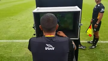 Fernando Guerro, &aacute;rbitro mexicano de F&uacute;tbol Profesional, fue el encargado de realizar una prueba en condiciones reales, como se realizar&aacute; en el Apertura 2018.