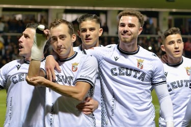 El Ceuta frena al Almería en el partido más largo del año