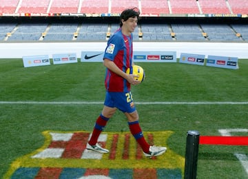 Jugó con el Barcelona en 2005