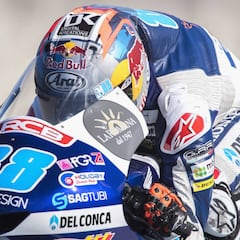 Martín tira su ventaja y el Mundial empieza de nuevo