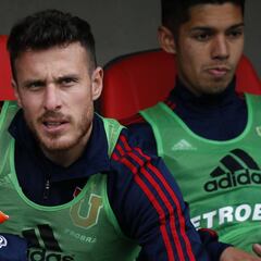 La curiosa relación que tiene Henríquez con los clásicos