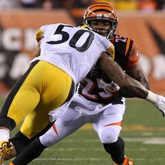 La NFL convierte en falta el uso del casco para golpear