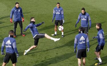 Cristiano is being rested for the Granada game??!