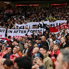 Manchester United staged protests against Glazers ahead of Wolves clash