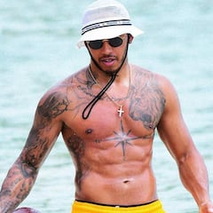 La nueva y trabajada figura de Lewis Hamilton