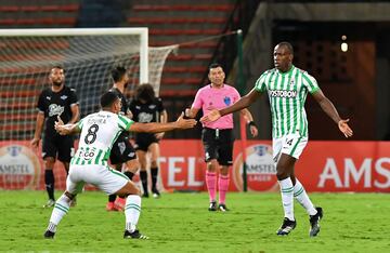 Nacional clasificó a la fase de grupos de la Copa Libertadores tras vencer a Libertad y estará en el grupo de  Nacional de Uruguay, Universidad Católica de Chile y Argentinos Juniors de Argentina.