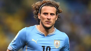 ¿Qué fue de Diego Forlán, balón de oro en el Mundial de 2010?