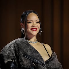 How much was Rihanna paid for the Super Bowl 2023 halftime show?