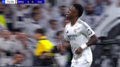 Vinicius pone en trance al Bernabéu con su gol 100: qué absoluta locura