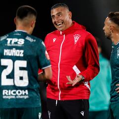 Muñoz expande la crisis en Wanderers y despide así a Jaime García: “Lealtad, siempre fiel...”