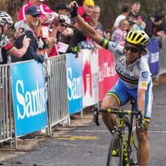 Garfoot domina Mengler's Hill y lidera el Santos Women's Tour