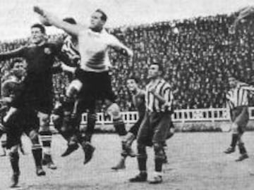 16/04/25. Semi-finals of the Copa del Rey, held at Estadio Les Corts. The first battle between Barcelona and Atlético Madrid.