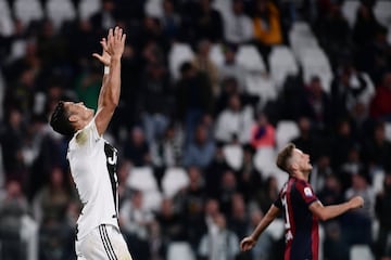 Cristiano Ronaldo lamentándose de una ocasión errada frente al Bologna. 