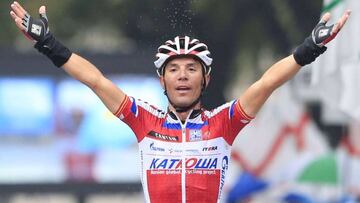 Joaquim &quot;Purito&quot; Rodr&iacute;guez celebra su victoria en el Giro de Lombard&iacute;a 2013.
