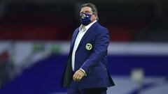 Miguel Herrera continúa con su paternidad frente a Pumas