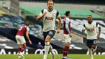 Unstoppable Kane sets Premier League record for Spurs against West Ham