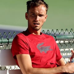 Medvedev: "Espero poder volver a jugar con mi bandera"