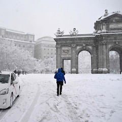 Cierra el aeropuerto de Barajas y cortan en la M-40 y la M-30 en Madrid