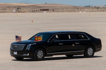 El presidente de los Estados Unidos ha aterrizado en la base aérea de Torrejón de Ardoz para acudir a la cumbre de la OTAN. Biden ha llegado a España en su avión Air Force One, blindado incluso ante una explosión nuclear y capaz de repostar desde el aire. El presidente estadounidense ha sido recibido por el rey Felipe VI al bajar del avión.