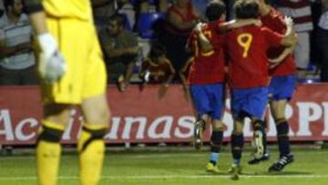 España salva el primer match ball olímpico