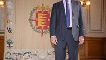 <b>MAYOR PRESUPUESTO.</b> De los jugadores que tienen contrato en vigor con el club, está clara la salida de Llorente -que se irá al Villarreal- y todo apunta a que también Daniel Cifuentes cambiará de aires, mientras que José Luis Sánchez Capdevila es duda para la próxima campaña.