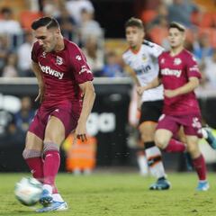 Lucas Pérez: "La línea del partido de Valencia es la que tenemos que seguir"