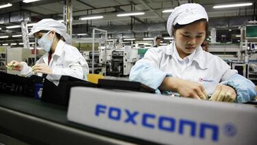 Foxconn compra Sharp por 6.200 millones de dólares