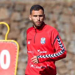 El Hércules completa su ataque con Elliot Gómez