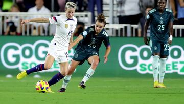 Megan Rapinoe #15 of the United States controls the ball against Lina Magull #20 of Germany during the second half during the women's international friendly match between United States and Germany at DRV PNK Stadium on November 10, 2022