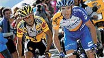 <b>DIGNA DESPEDIDA.</B> ibanesto, con Aitor Osa, y ONCE, con Joaquín Rodríguez, vencedor ayer, volvieron a ser protagonistas de la etapa.