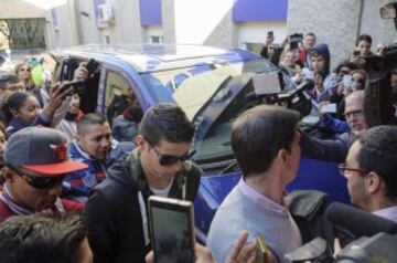 James Rodríguez , a la llegada al Hospital Quirón Murcia.