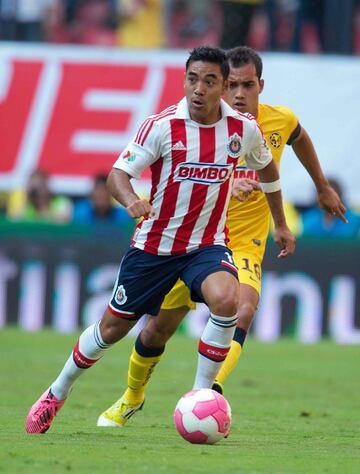 En su segunda etapa con Chivas en el 2015, a finales del mismo año anunció su traspaso al Eintracht Frankfurt, partició tres temporadas en la Liga Alemana. En el 2019 regresó al continente americano pero, a la MLS.