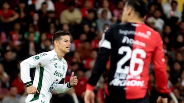 Leon's Colombian midfielder #10 James Rodr�guez celebrates his team's goal during the Liga MX Clausura football match between Atlas and Leon at the Jalisco Stadium in Guadalajara, Jalisco State, Mexico on January 18, 2025. (Photo by ULISES RUIZ / AFP)