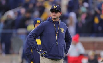 Coach de Michigan de la FBS de la NCAA. Ingresos: $7.73 millones de dólares.