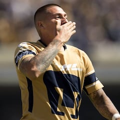 Nicolás Castillo: "El domingo hay guerra"